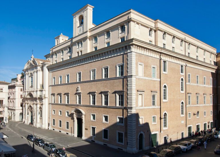 Pontificia Università della Santa Croce